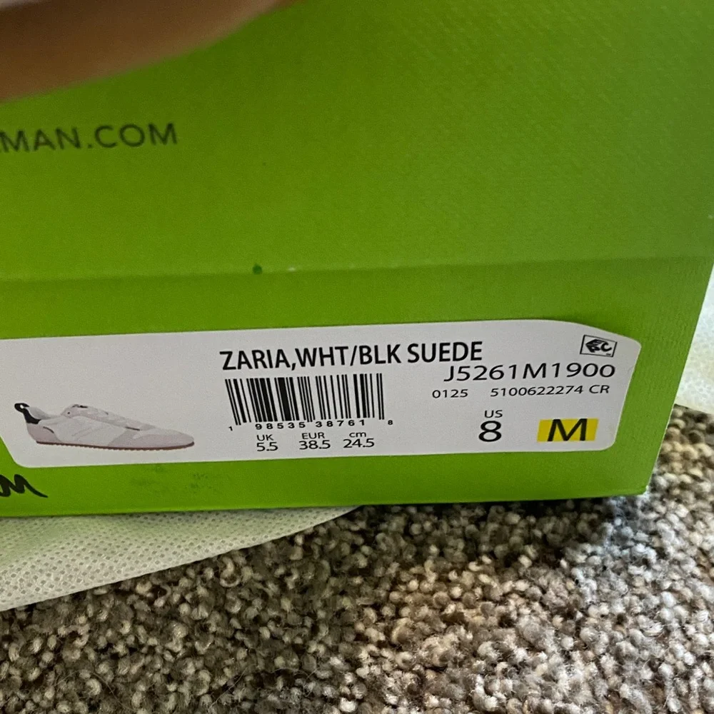 Sam Edelman Cream and White Sneakers